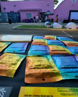 At the @doghouse_mich strain release party in Detroit.
These folks ate up all our gummies and still asking for more. But you all know where to pick em up
#minorcannabinoids #liveresingummy #doghouse #cannabiscommunity #michigancannabis #micannabis #indica #sativa #hybrid #fullspectrumgummies💯